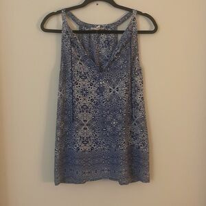 Woman’s blue and white boutique top